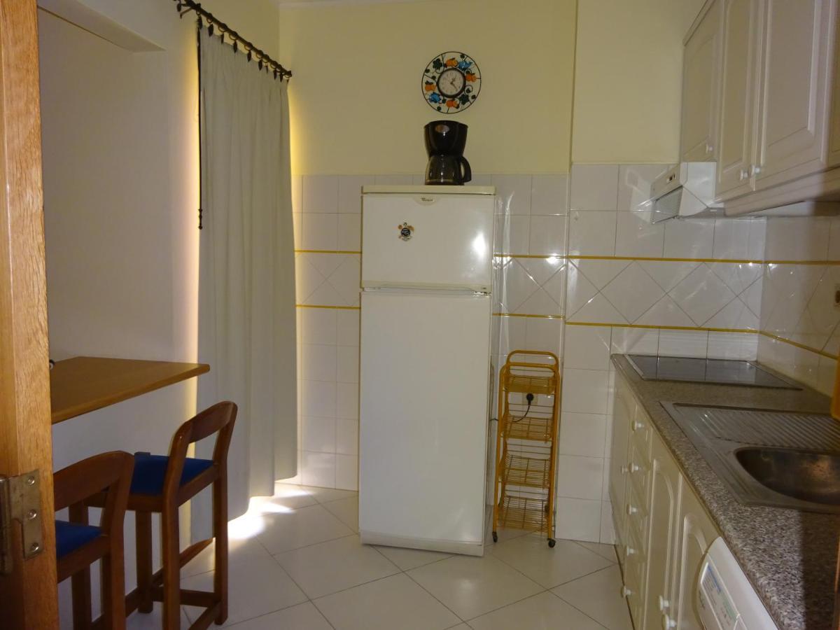 Apartamento T1 Com Piscina E Vista Mar - Praia Da Rocha Portimão Kültér fotó